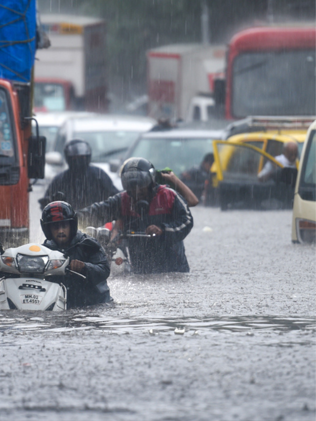 Mumbai under siege by heavy rains: IMD issues red alert for central Maharashtra